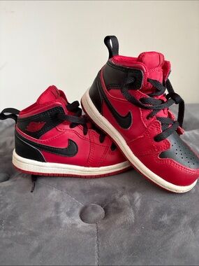 Nike Kids Red and Black Mid-Top Sneakers